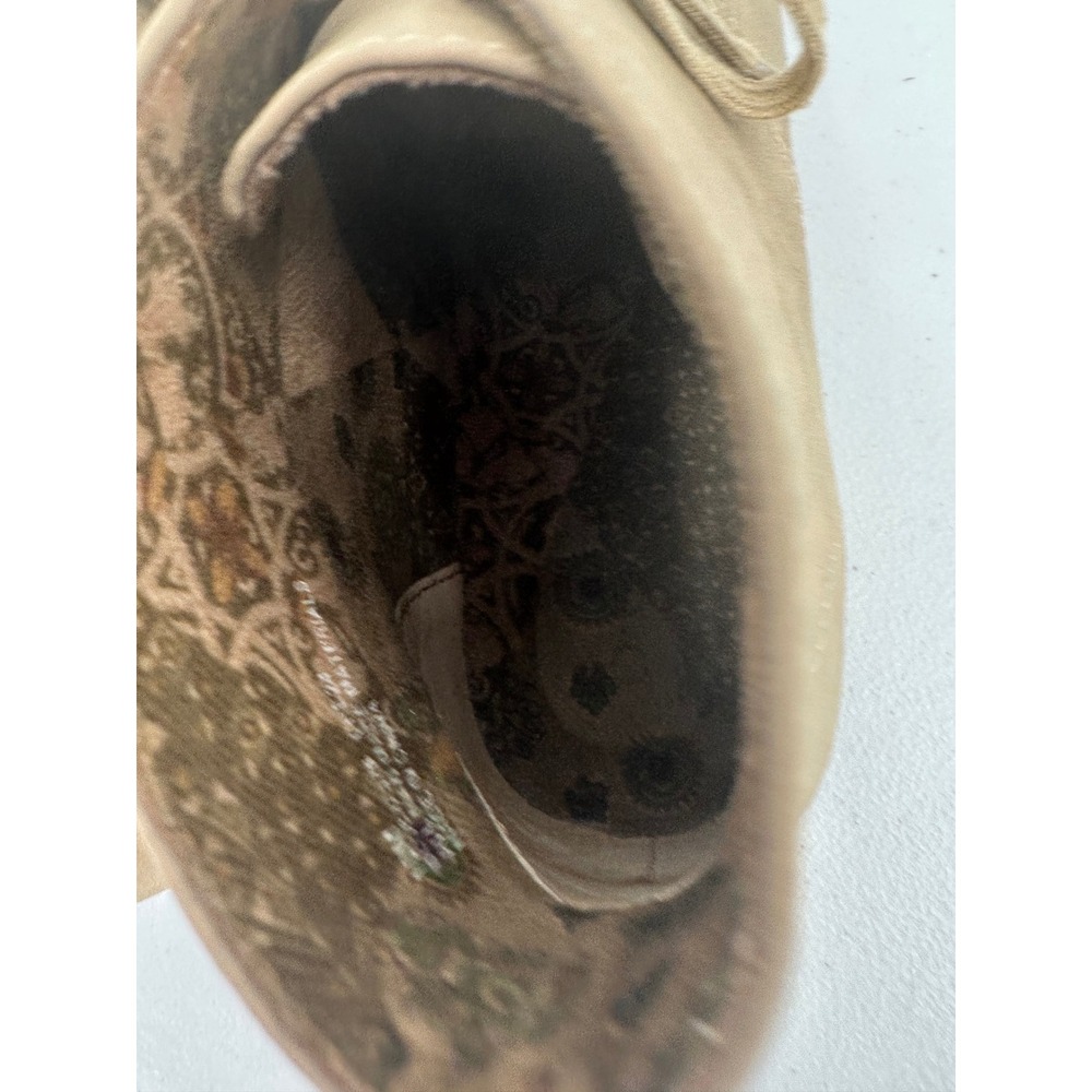 b.o.c. Born Concept Womens Tan Faux Suede Desert Chukka Boots BC0037575 Size 10M - Picture 6 of 8